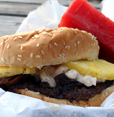 Fressa Food Truck Hawaiian Burger