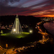 Carillon Tree of Light Illumination