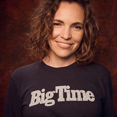 Beth Stelling at The Victoria Theatre