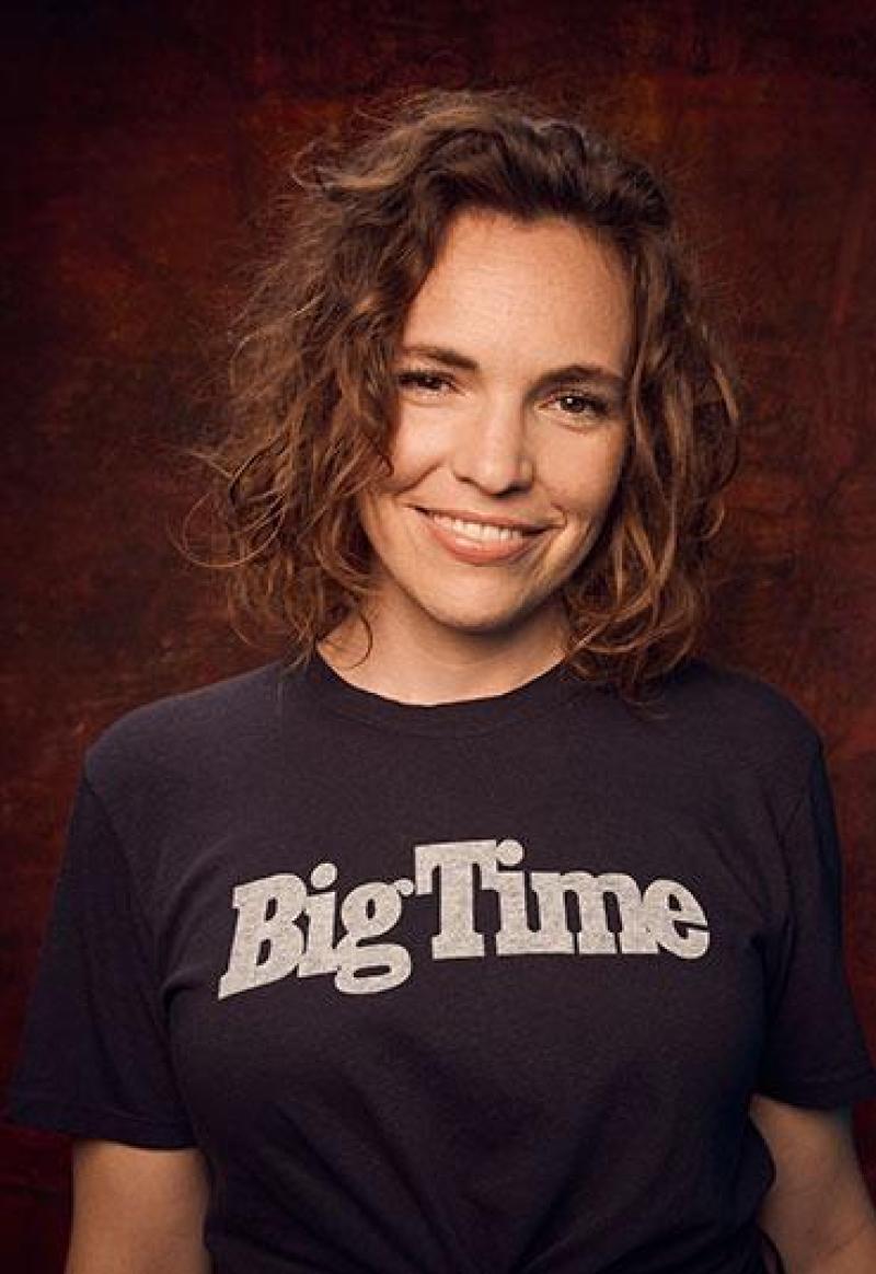 Beth Stelling at The Victoria Theatre