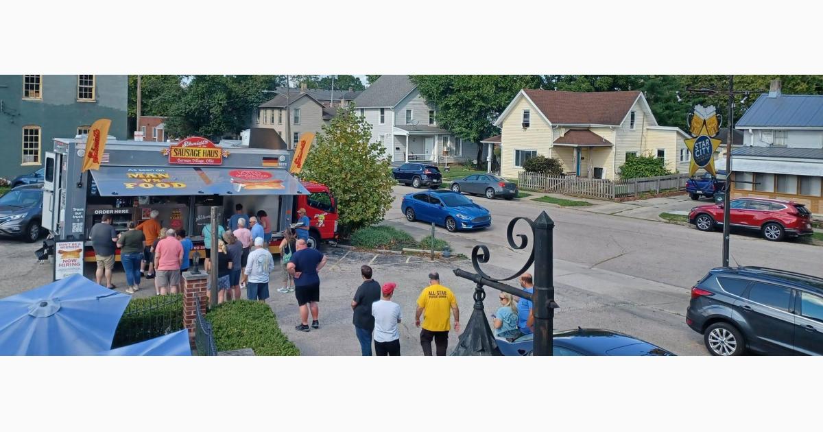 OCTOBURGFEST: Schmidt's Sausage Truck at Star City Brewing