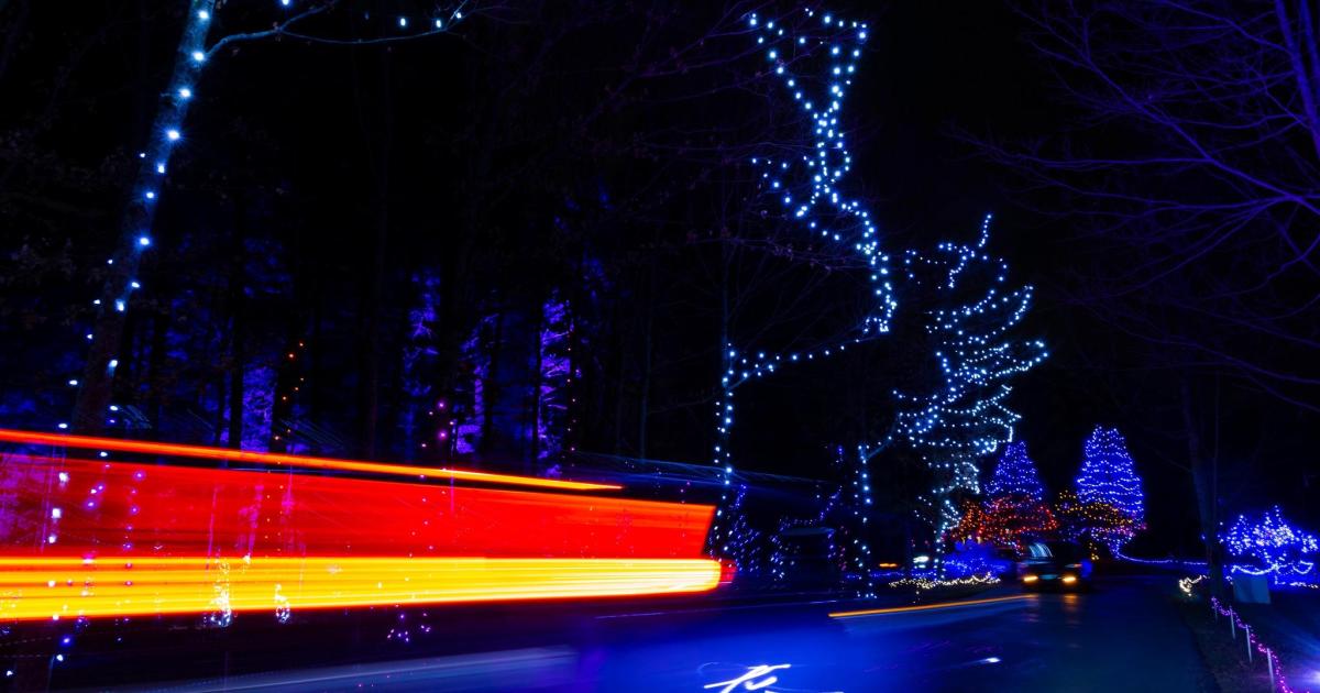 Pyramid Hill Drive-Thru Holiday Lights