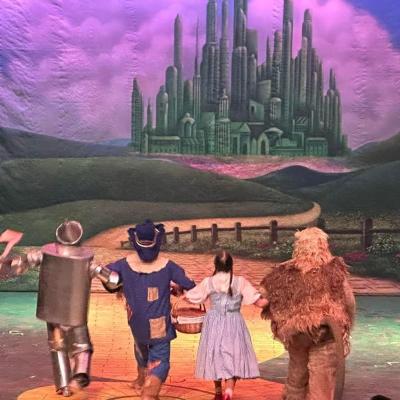 Review: The Wizard of Oz at La Comedia