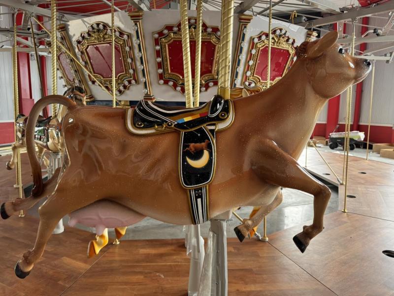 Construction of the carousel at Young's Jersey Dairy